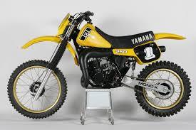 1982 YAMAHA YZ250 2-STROKE MOTORCYCLE REPAIR MANUAL