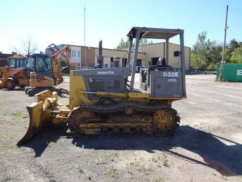 Best KOMATSU D32E-1A, D32P-1A, D38E-1A, D38P-1A, D39E-1A, D39P-1A CRAWLER TRACTOR SERVICE REPAIR MANUAL + OPERATION & MAINTENANCE MANUAL DOWNLOAD