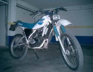 1993-1998 YAMAHA 50 60 70 80 90HP 2-STROKE OUTBOARD REPAIR