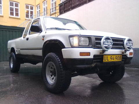 1995 HILUX LN67R-MDN Owner MANUAL