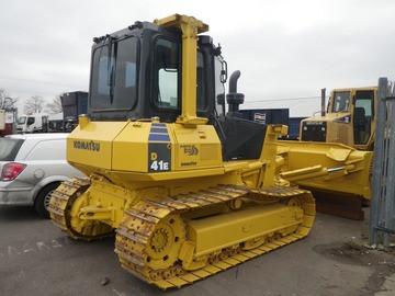 Best KOMATSU D41E-6, D41P-6 BULLDOZER SERVICE REPAIR MANUAL + OPERATION & MAINTENANCE MANUAL DOWNLOAD