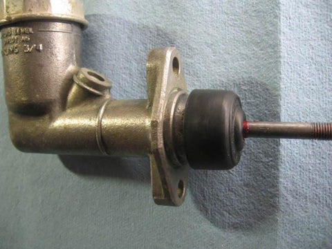 Clutch pump secondary clutch