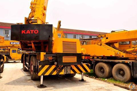 KATO KR-35H-III Rough Terrain Crane Parts Catalogue Manual S/No : 2835223