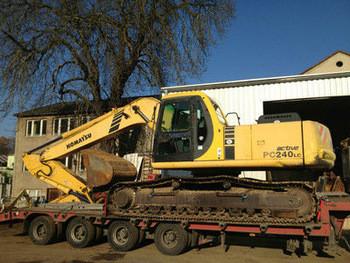 Komatsu PC210-6K, PC210LC-6K, PC240LC-6K, PC240NLC-6K Hydraulic Excavator Service Repair Workshop Manual DOWNLOAD (S/N: 32001 and up)