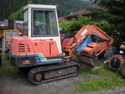 Takeuchi TB25 TB250 Compact Excavator Parts Manual DOWNLOAD