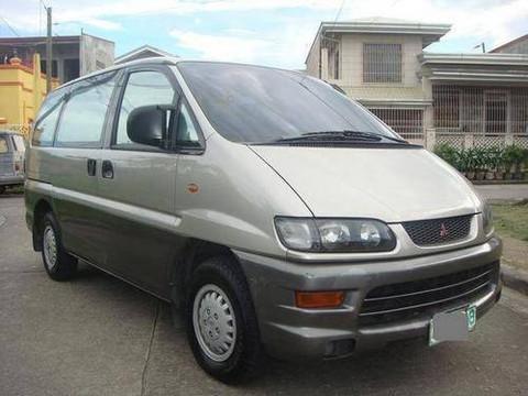 MITSUBISHI DELICA L400 owners manual